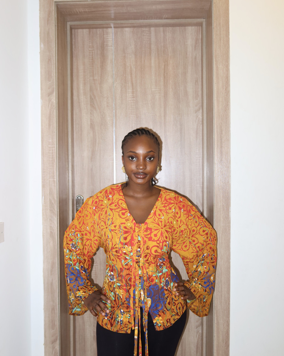 MEYA Ribbon Top