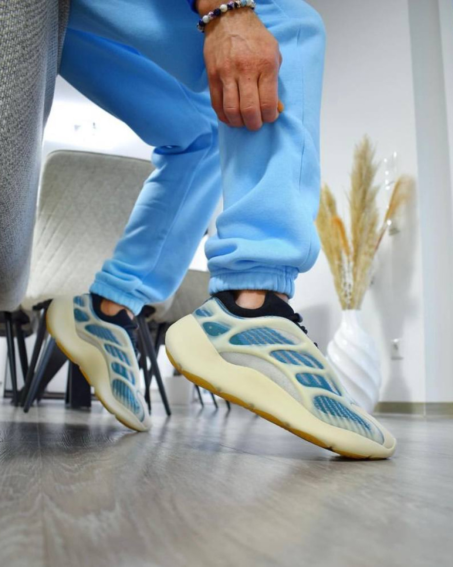 yeezy 700 v3 kyanite stores