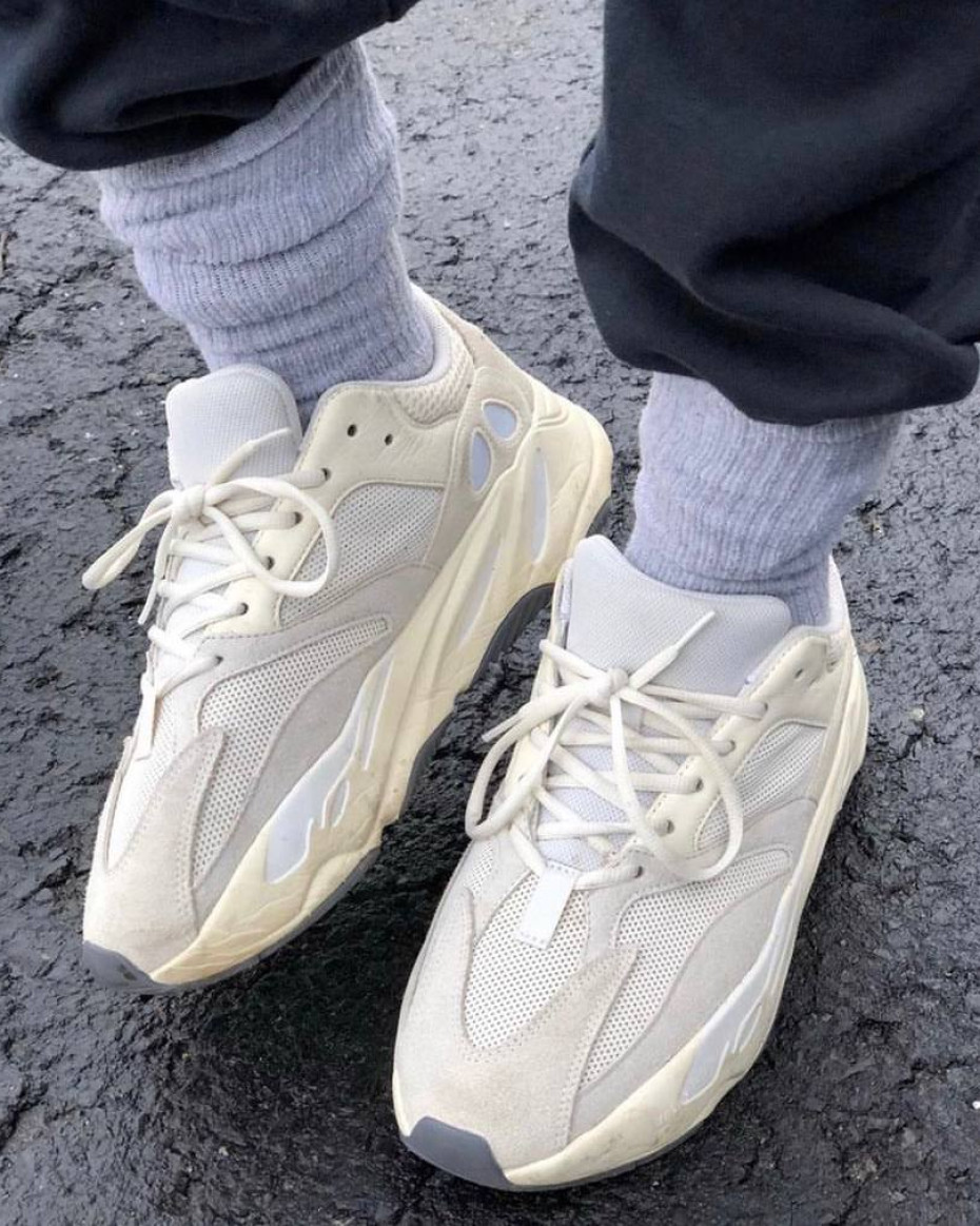 Yeezy Boost 700 'Analog' YEEZYSHOP Ye's Signature Style