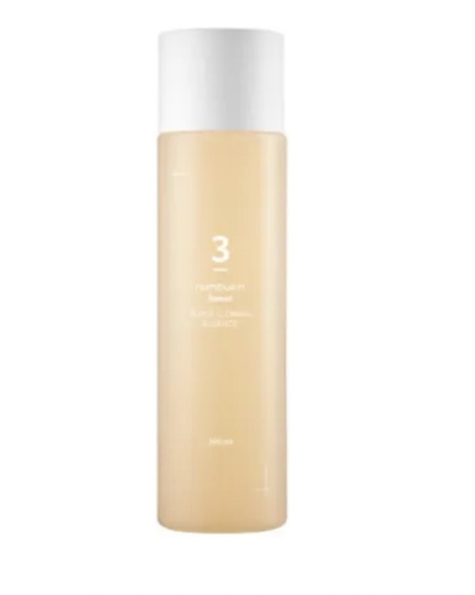 3 Numbuzin Toner Super Glowing Essence