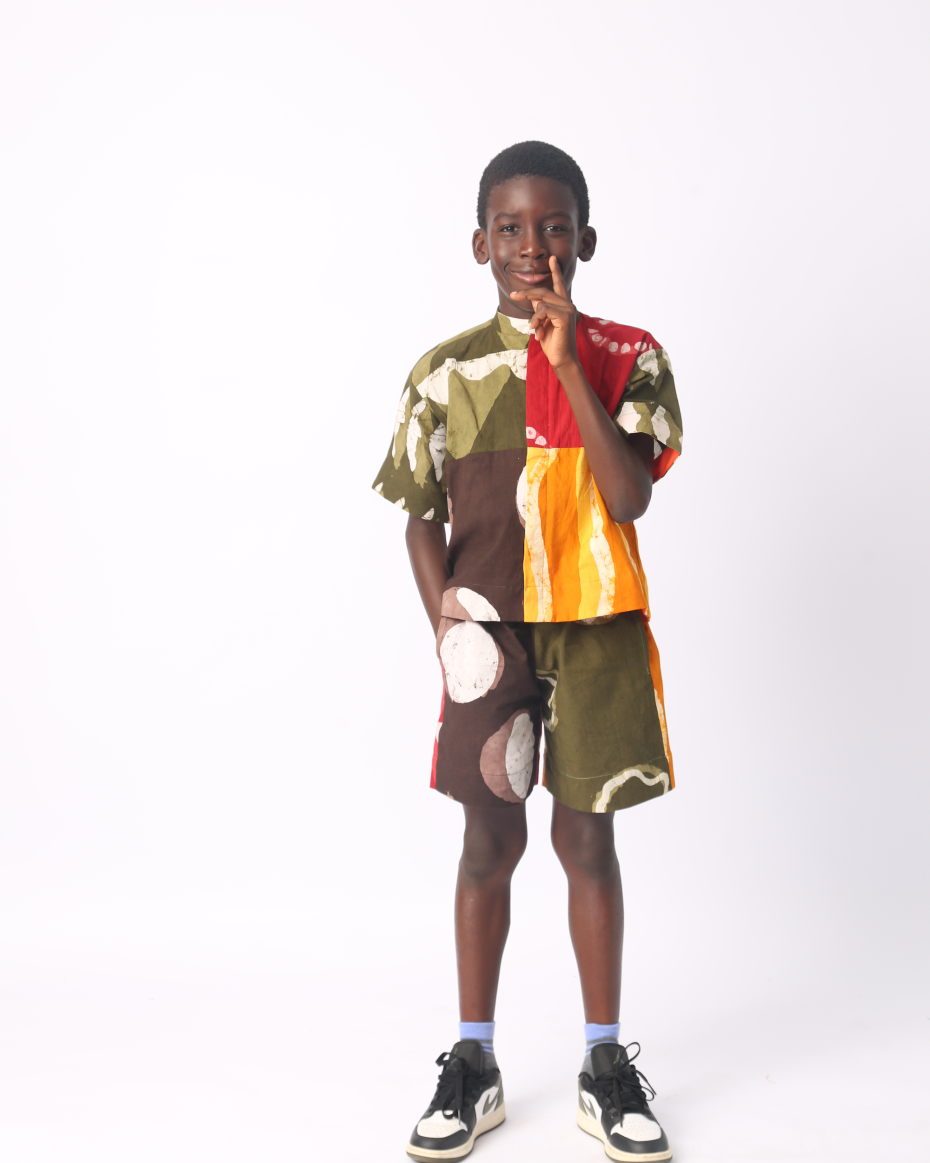 KIDS DARK MULTICOLOUR SHORTS