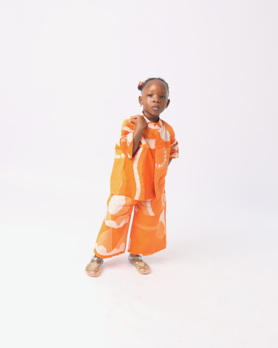 KIDS WHITE AND TANGERINE MULTIPRINT SHIRT