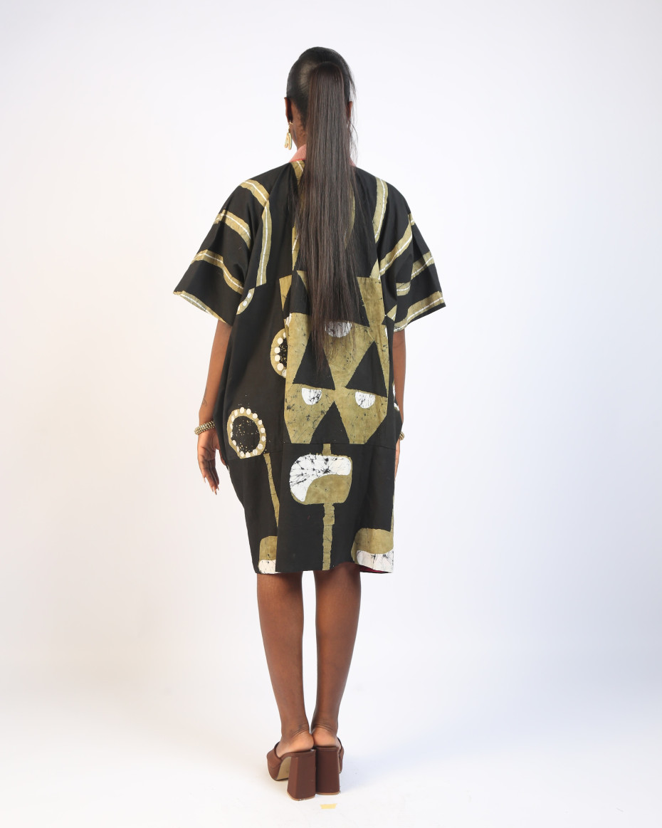 WHITE, NAVY AND BLACK MULTIPRINT MINI AGBADA WITH ASOOKE