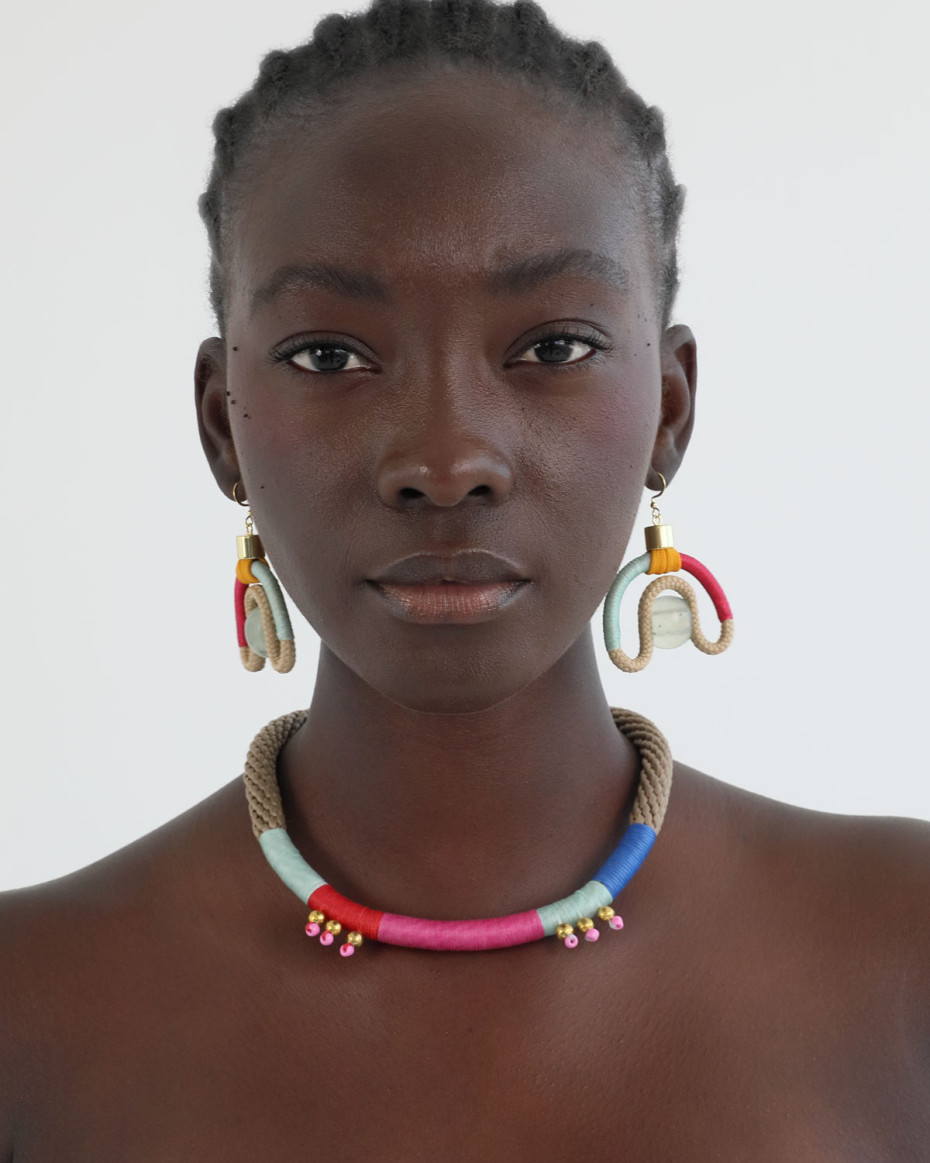 HIBISCUS NECKLACE BEIGE PINK MINT