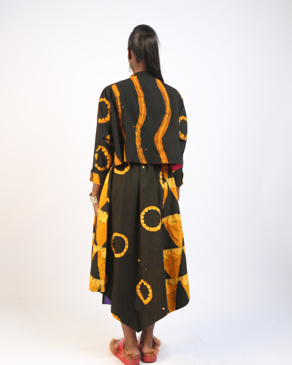 GOLDEN YELLOW AND BLACK MULTIPRINT MIDI IRO SKIRT