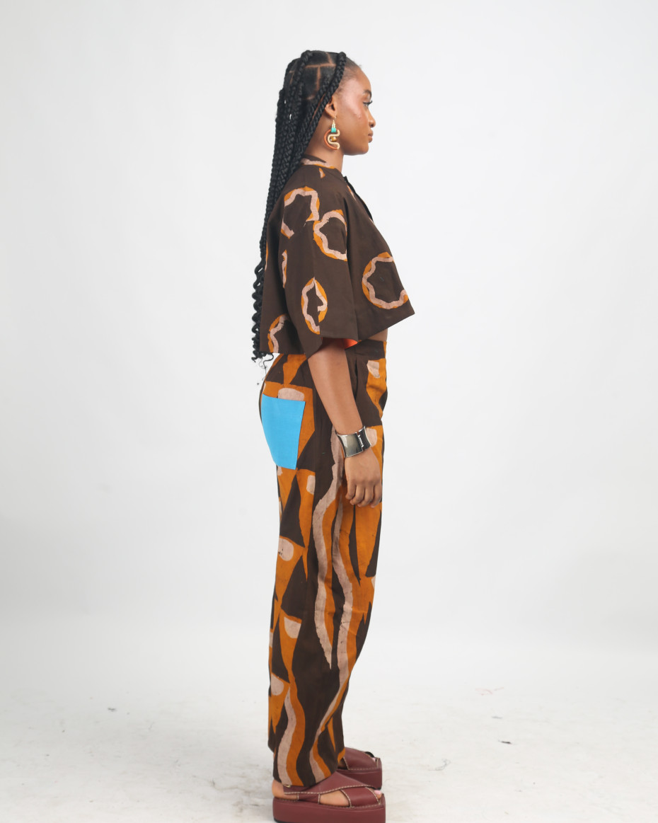 ONI BROWN, GOLDEN YELLOW AND BROWN CROP SHIRT