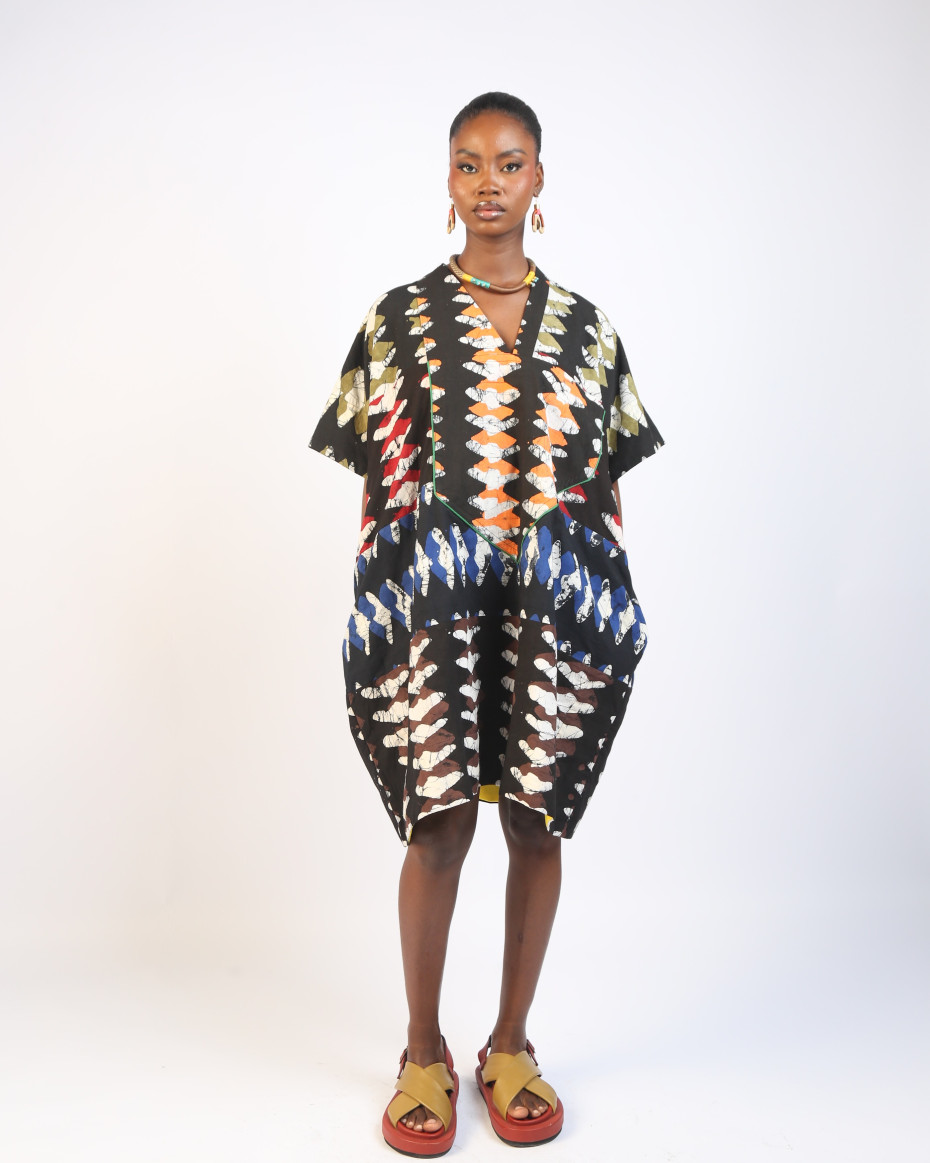 TANGERINE, BLUE  AND BLACK DIAMOND MINI AGBADA WITH GREEN OUTILNE