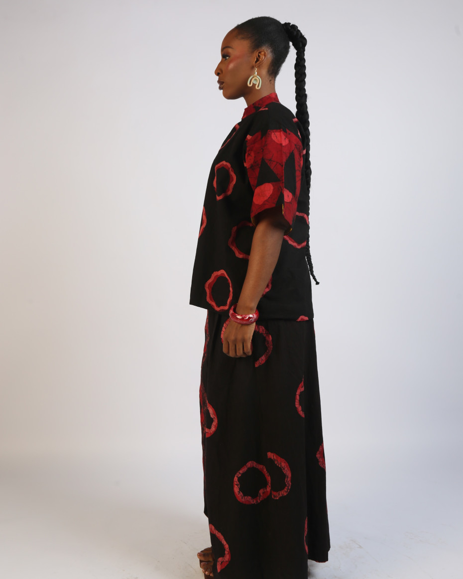 CORAL, RED AND BLACK CIRCLE MULTIPRINT SHIRT