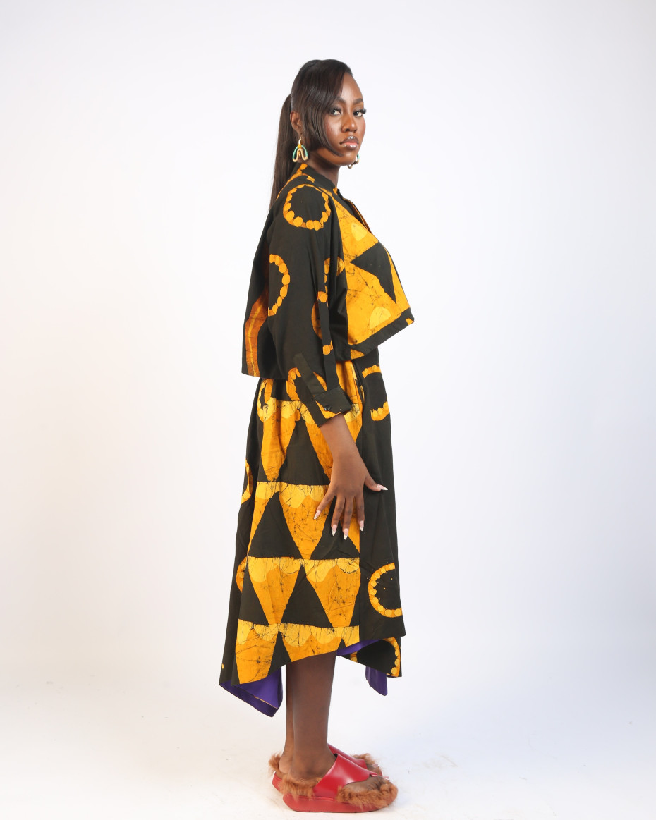 GOLDEN YELLOW AND BLACK MULTIPRINT MIDI IRO SKIRT