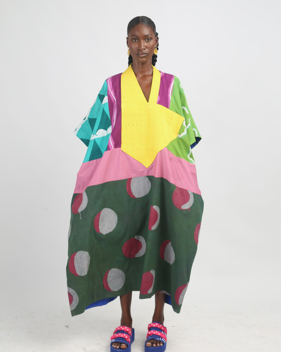 BRIGHT MULTICOLOURED AGBADA WITH GREY, PINK AND OLIVE BOTTOM, WITH YELLOW ASOOKE