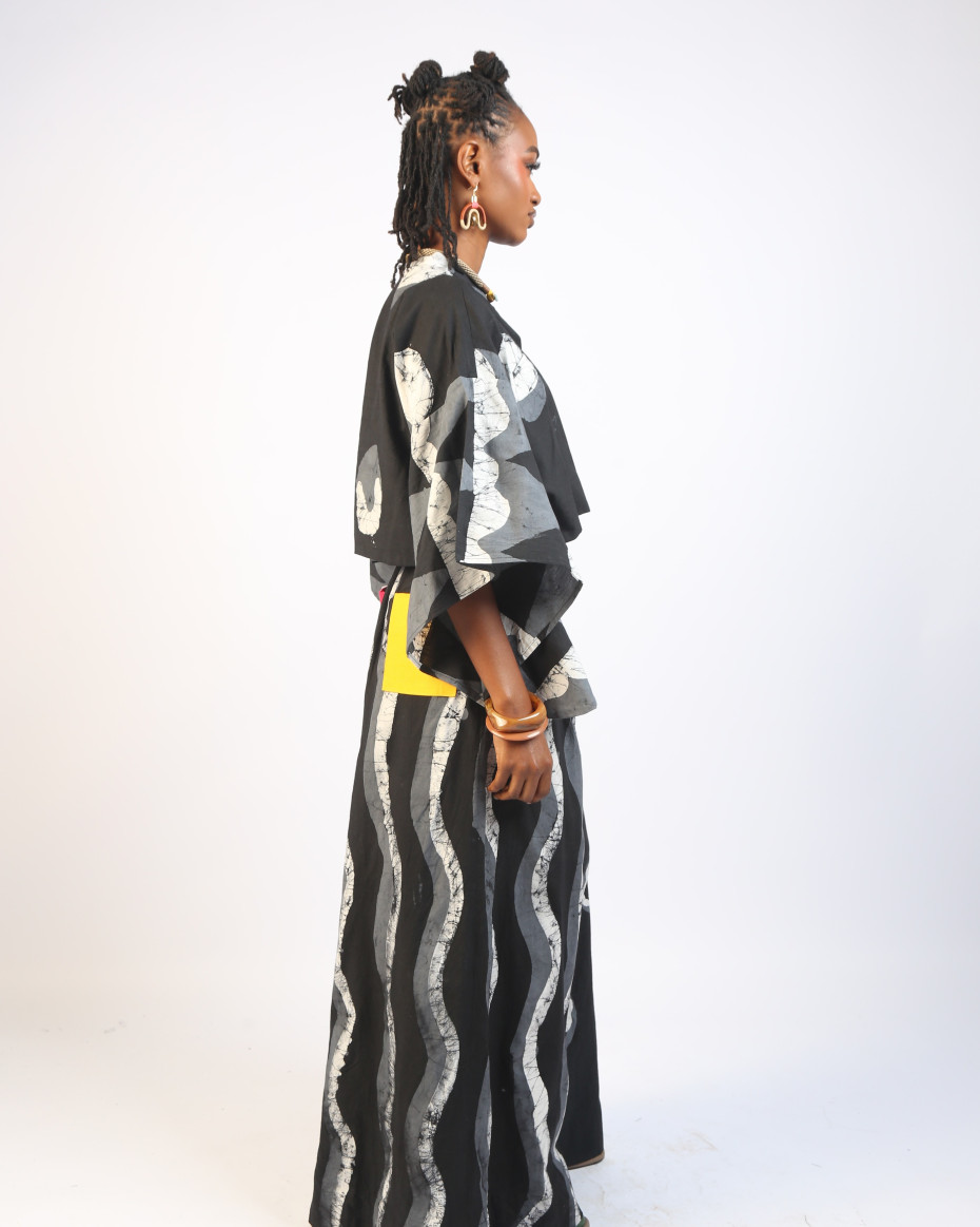 LIGHT GREY, GREY AND BLACK MULTIPRINT CROP SHIRT
