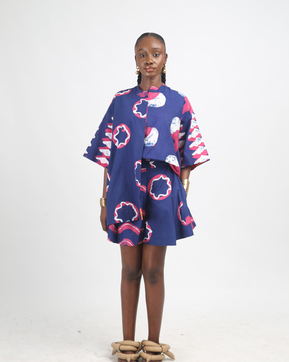WHITE, PINK AND TEAL MULTIPRINT SHIRT