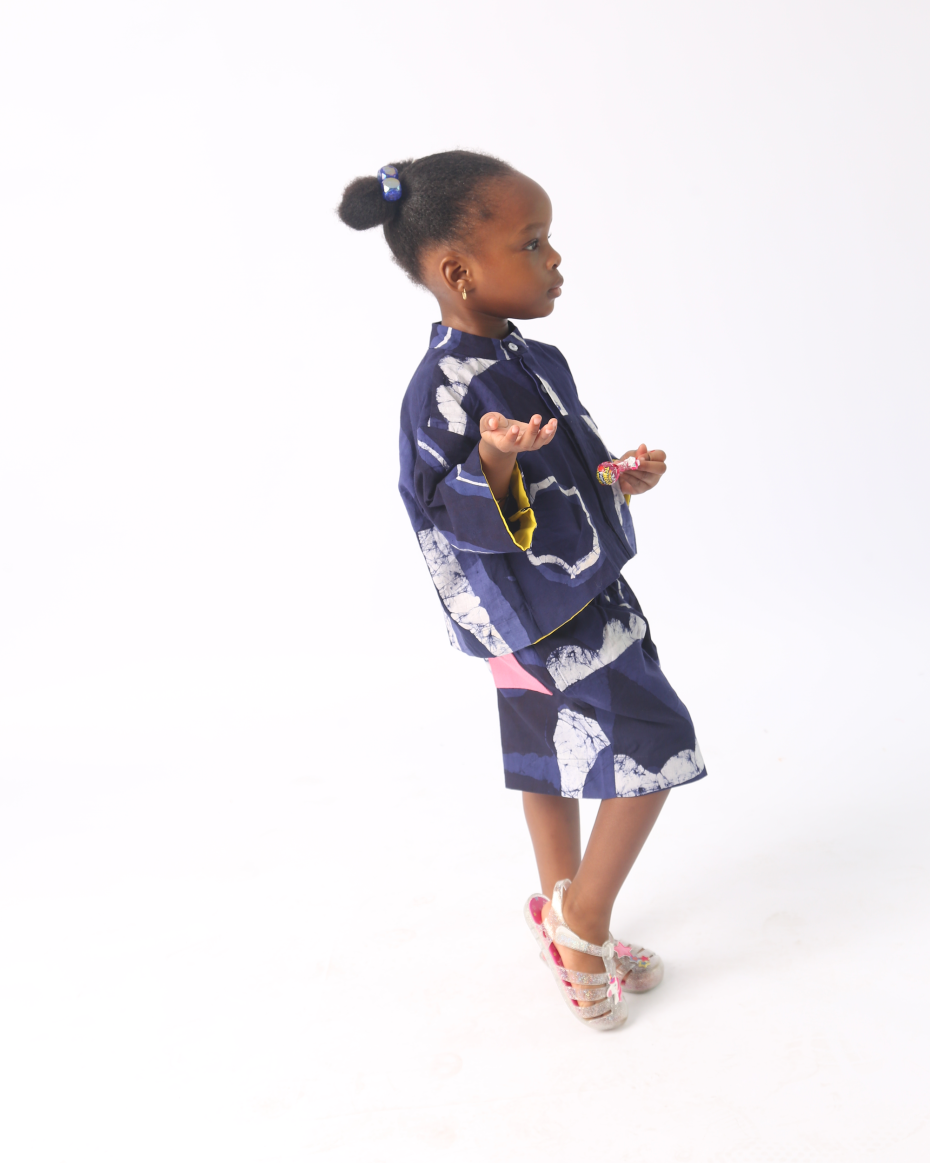 KIDS WHITE AND NAVY BLUE MULTIPRINT CROP SHIRT