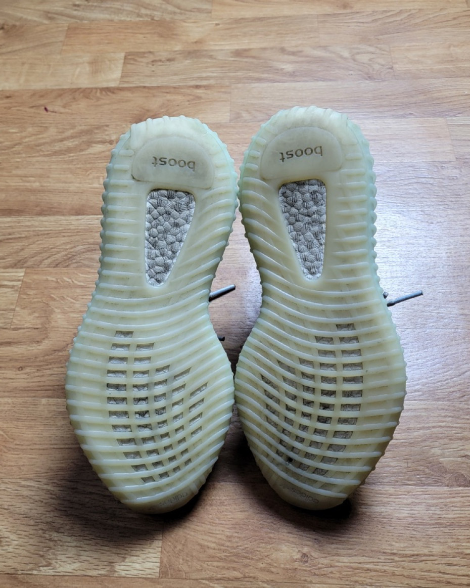 adidas gazelle silver green womens adidasUnisex Yeezy Boost 350 V2