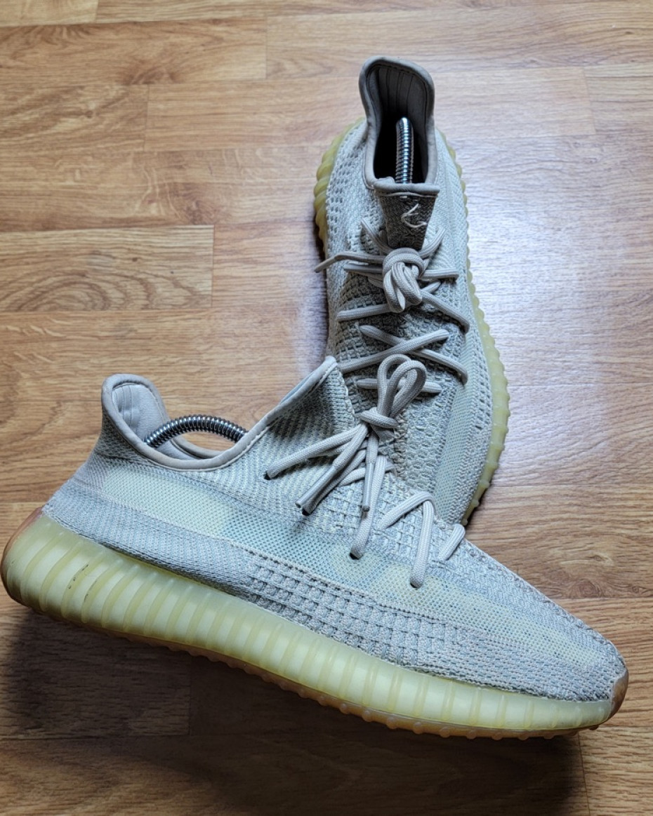 adidas gazelle silver green womens Adidas Yeezy Boost 350 V2 Men's Shoes Citrin