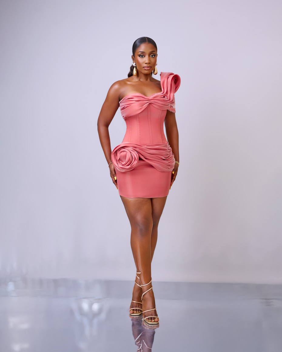 トップス Noel NOEL is taking accountability in “Flowers at a Funeral