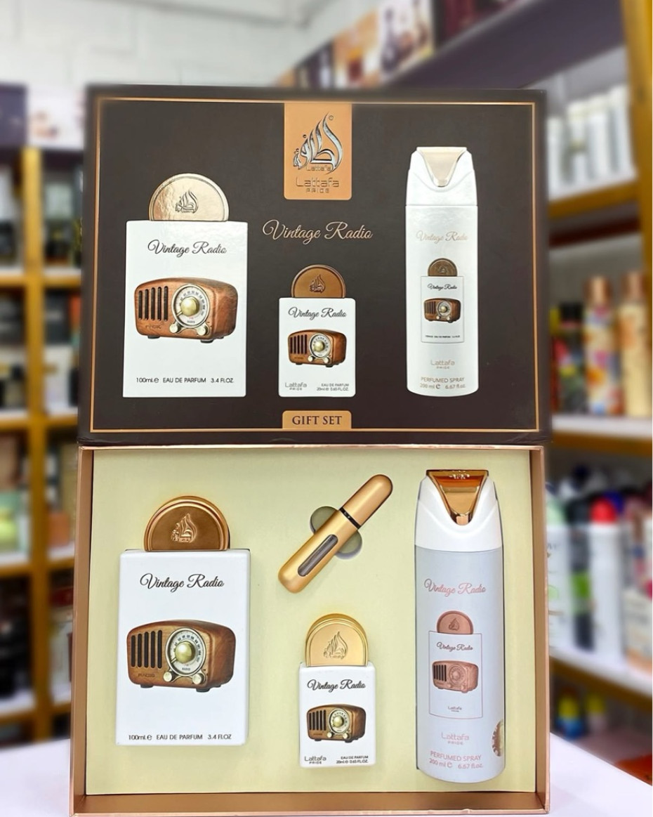 Lattafa Vintage Radio Gift Set 100ml perfume, 100ml