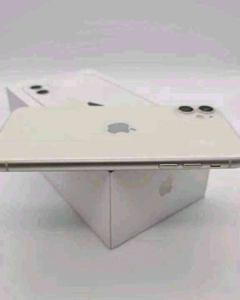 Apple iPhone 11 256GB | Fine Apples Brand Concept